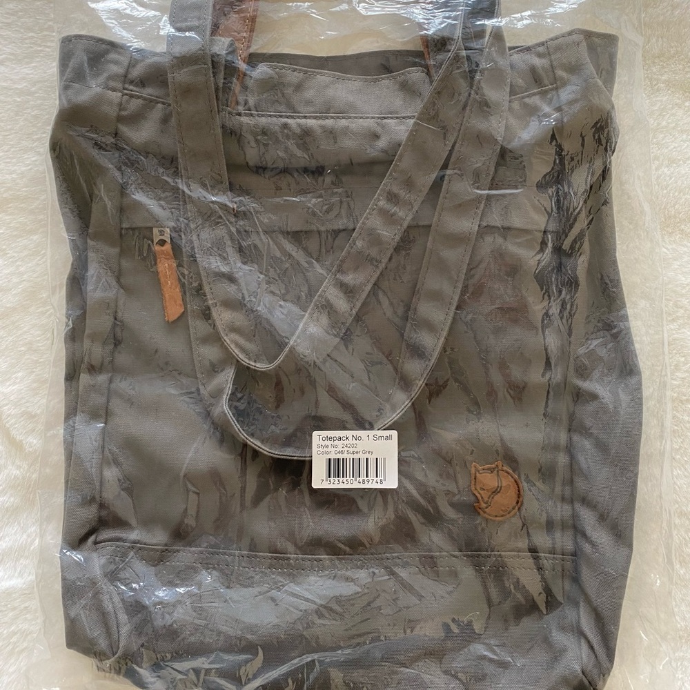 New without tags Fjallraven totepack no 1 small